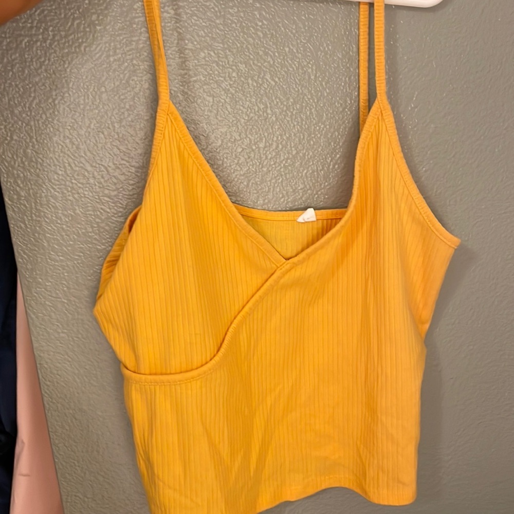 Pacsun Mango tank